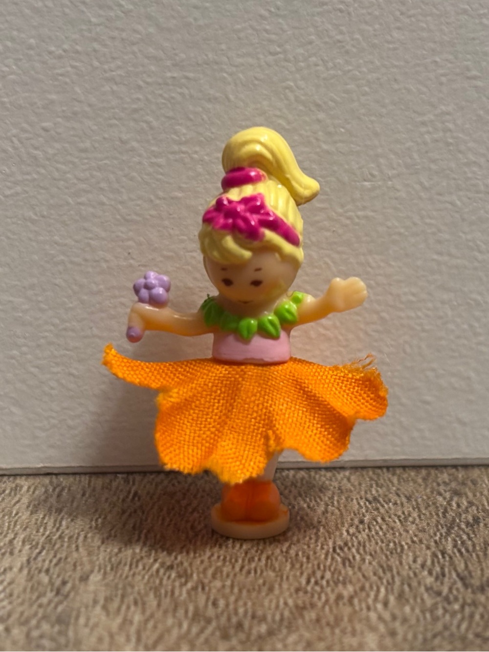 Vintage 1996 Polly Pocket Polly Twirler - Totally Flowers Doll